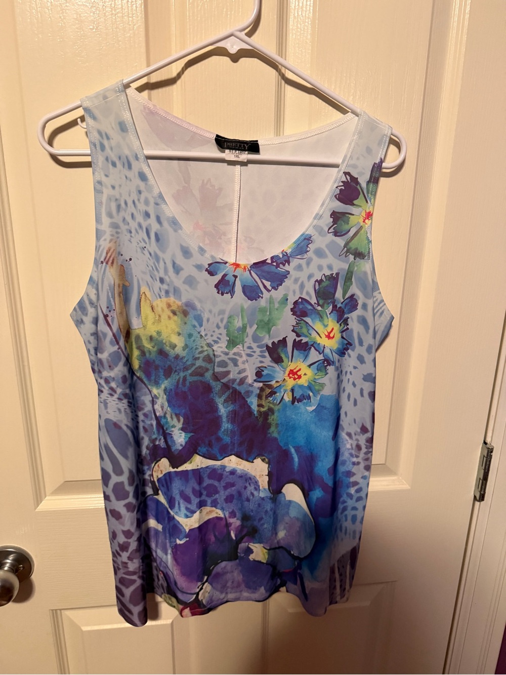 Pretty Angel Light Blue Floral Watercolor Scoop Neck Tank